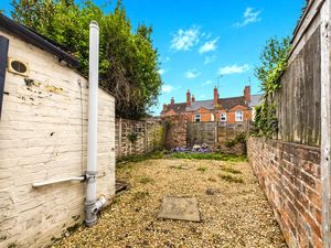 Rear- click for photo gallery